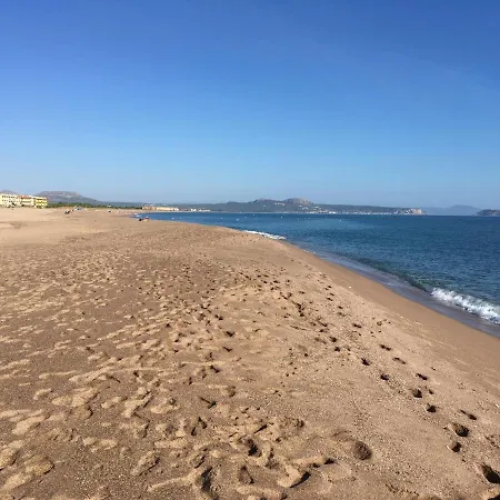 Beautiful Detached Air-conditioned Close To Sandy Beach, Shops And Restaurants Villa Begur