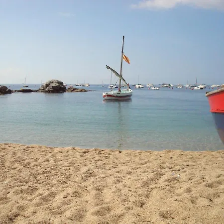 Villa Beautiful Detached Air-conditioned Close To Sandy Beach, Shops And Restaurants *
