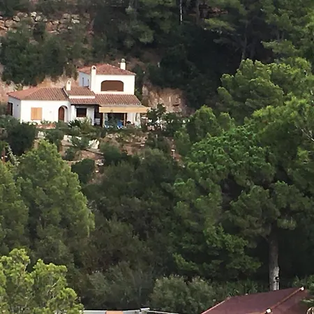 Beautiful Detached Close To Sandy Beach, Shops And Restaurants فيلة