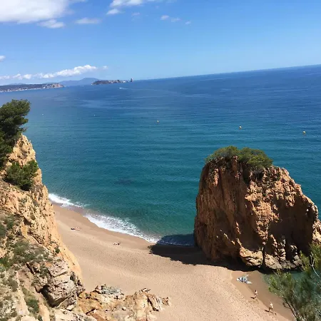 Beautiful Detached Close To Sandy Beach, Shops And Restaurants Βίλα Begur